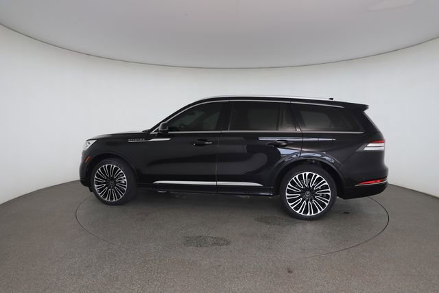 Used 2023 Lincoln Aviator Black Label AWD/4WD image 8