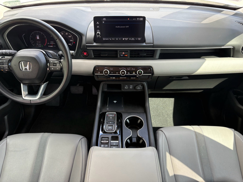 Certified 2024 Honda Pilot Touring image 2