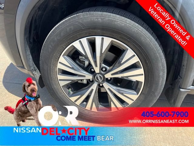 Used 2023 Nissan Rogue SV FWD image 9
