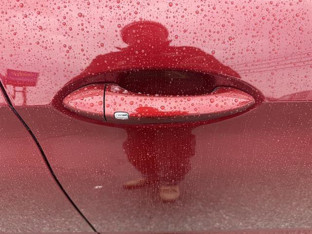 Used 2023 Chevrolet TrailBlazer RS w/ Sun and Liftgate Package image 16