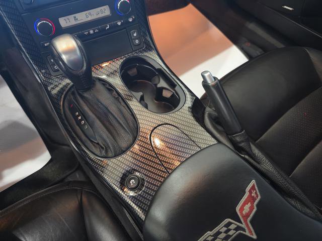 Used 2007 Chevrolet Corvette Convertible w/ Preferred Equipment Group RWD image 21
