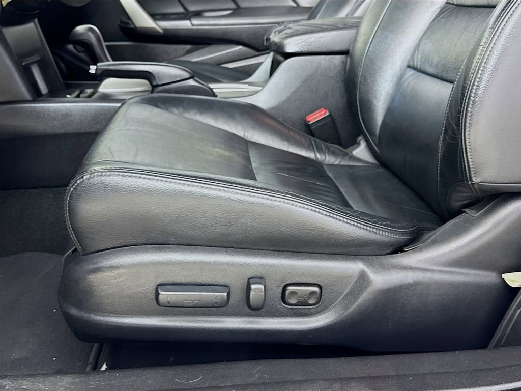 Used 2012 Honda Accord EX-L image 22