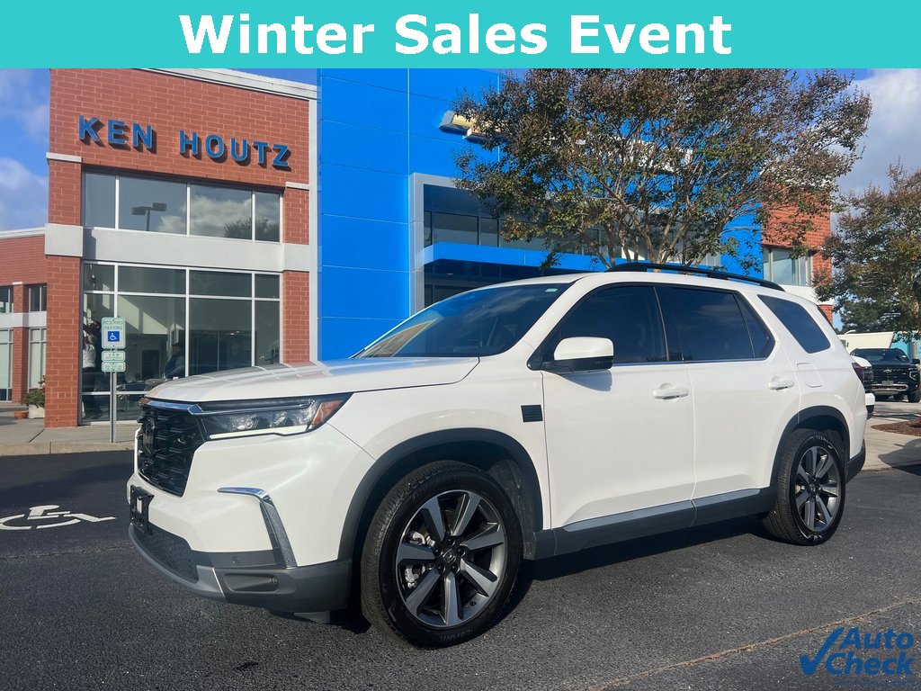 Used 2025 Honda Pilot Elite