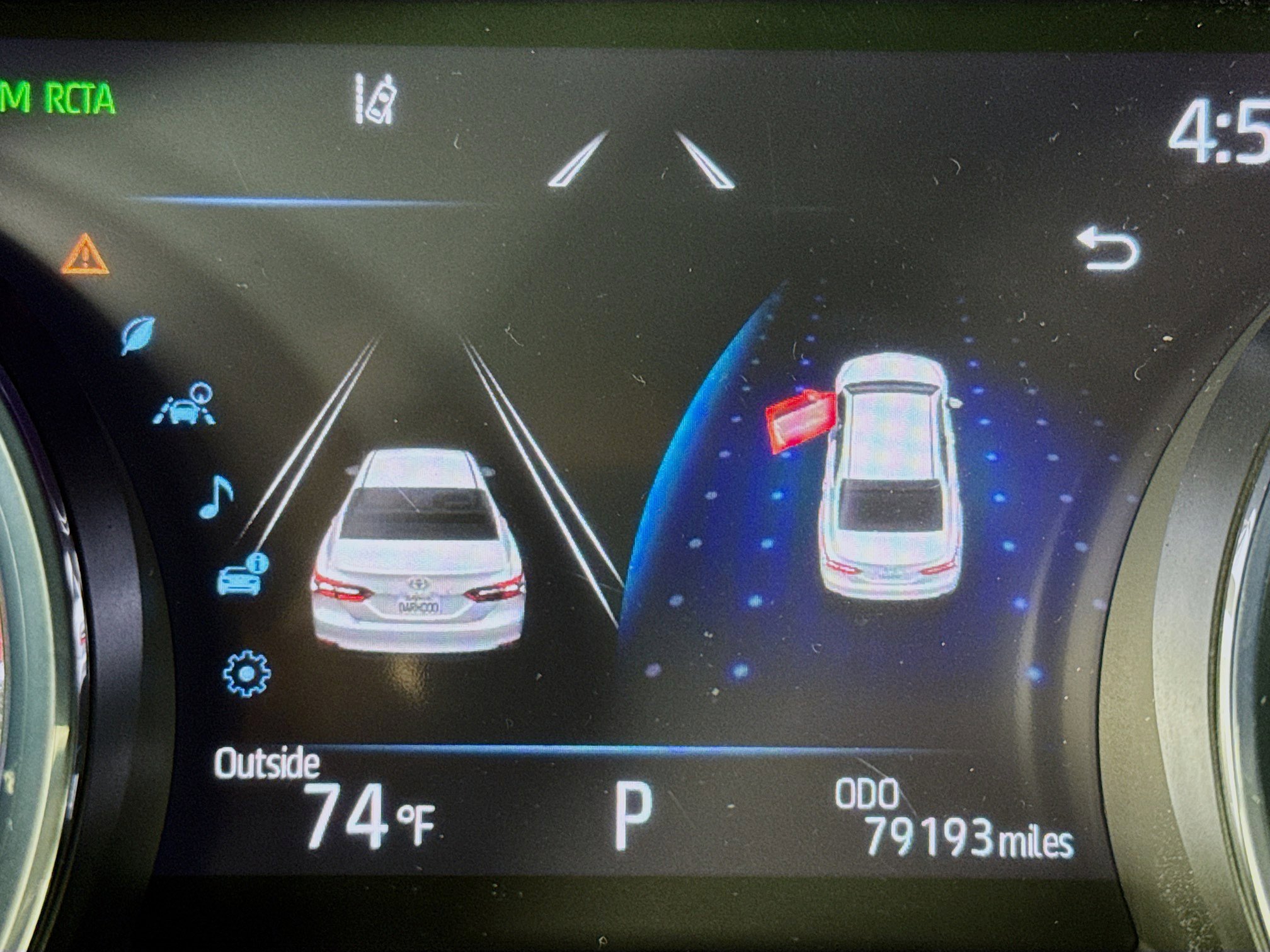 Used 2019 Toyota Camry XLE image 14