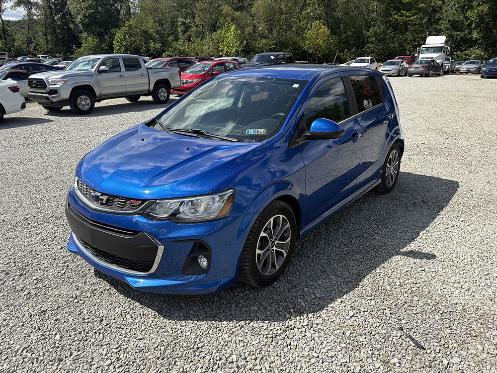 Used 2020 Chevrolet Sonic LT image 2