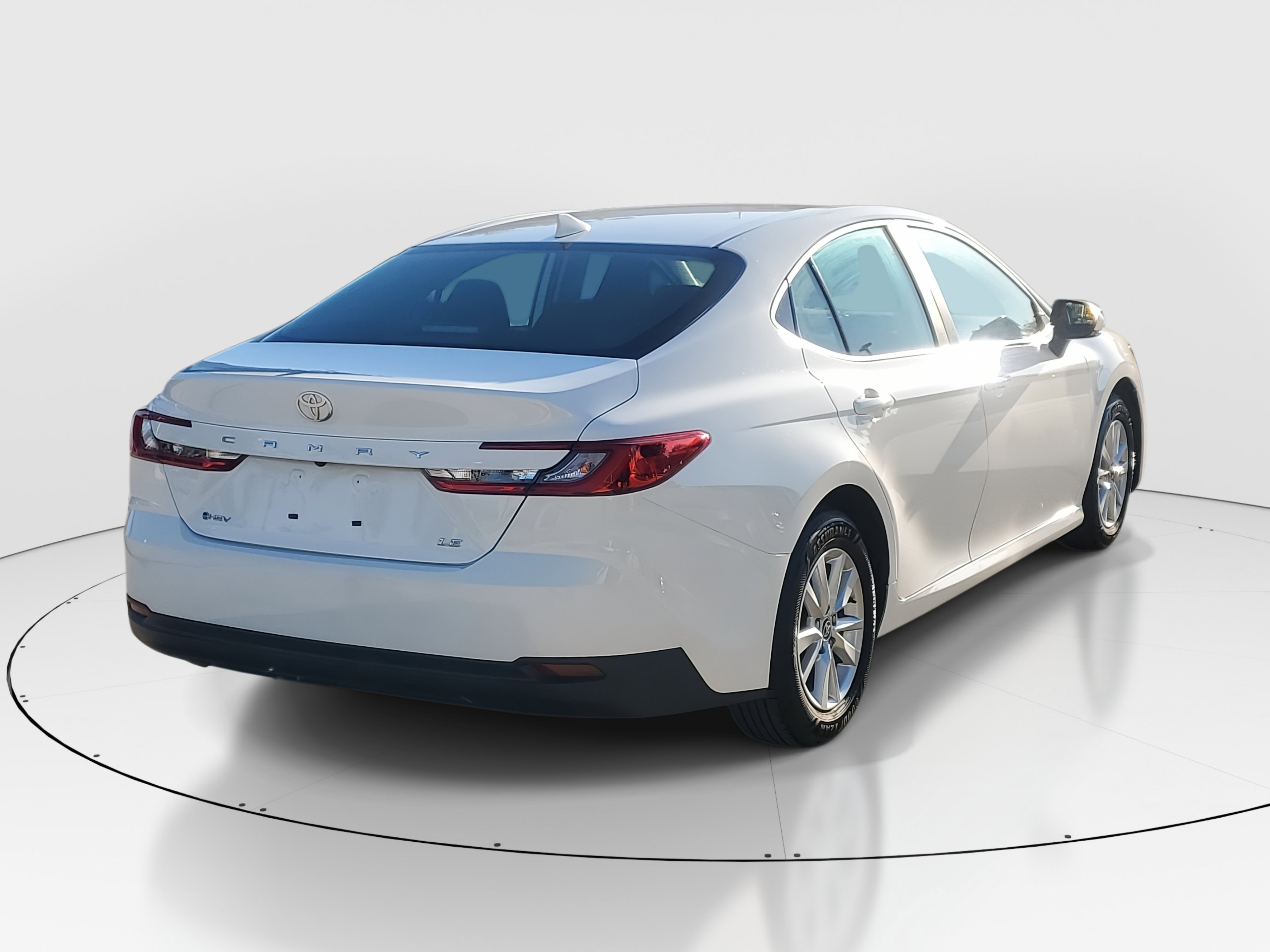 Certified 2025 Toyota Camry LE image 3