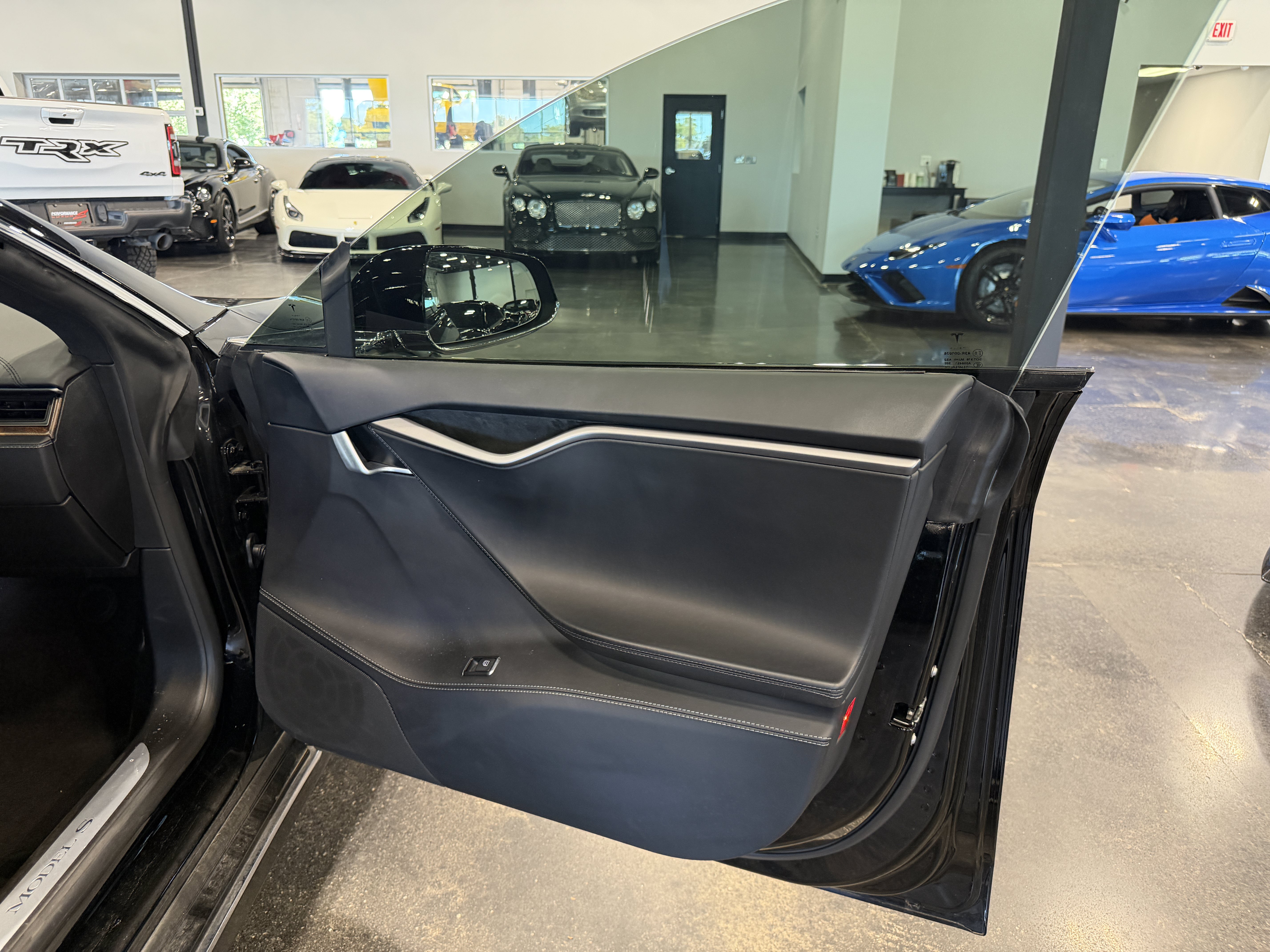 Used 2020 Tesla Model S Performance AWD/4WD image 14