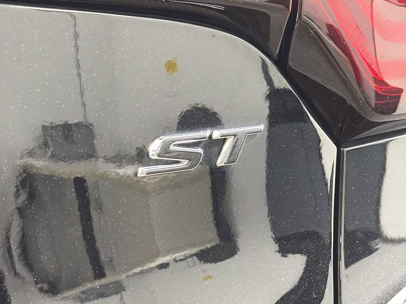 Certified 2024 Buick Encore GX Sport Touring w/ Experience Buick Package image 7