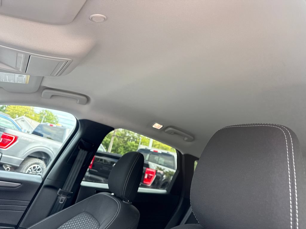 Used 2025 Ford Escape Active FWD image 22