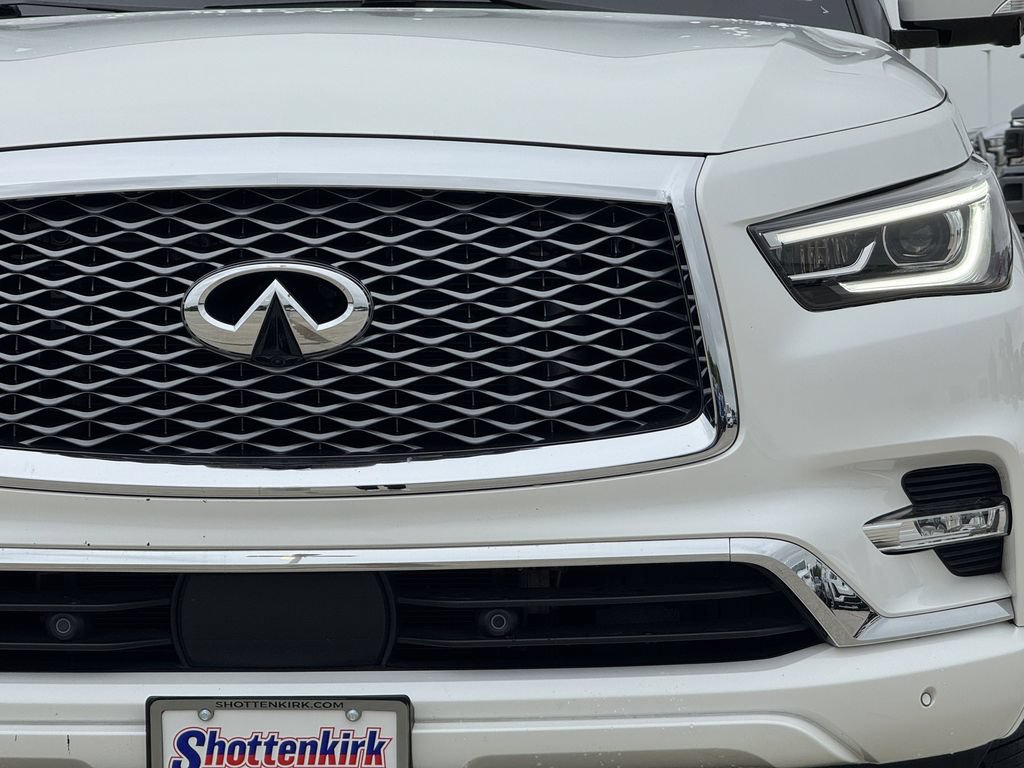 Used 2023 INFINITI QX80 Luxe w/ Cargo Package AWD/4WD image 8