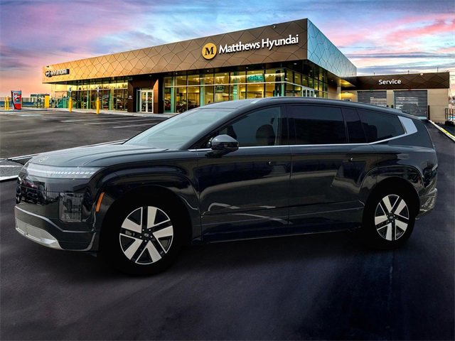 New 2026 Hyundai Ioniq 9 SEL image 2