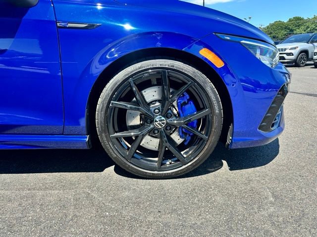 Used 2023 Volkswagen Golf 20th Anniversary Edition image 35