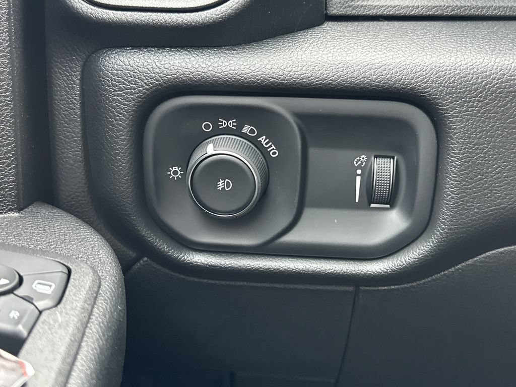 New 2026 RAM 5500 Tradesman AWD/4WD image 21