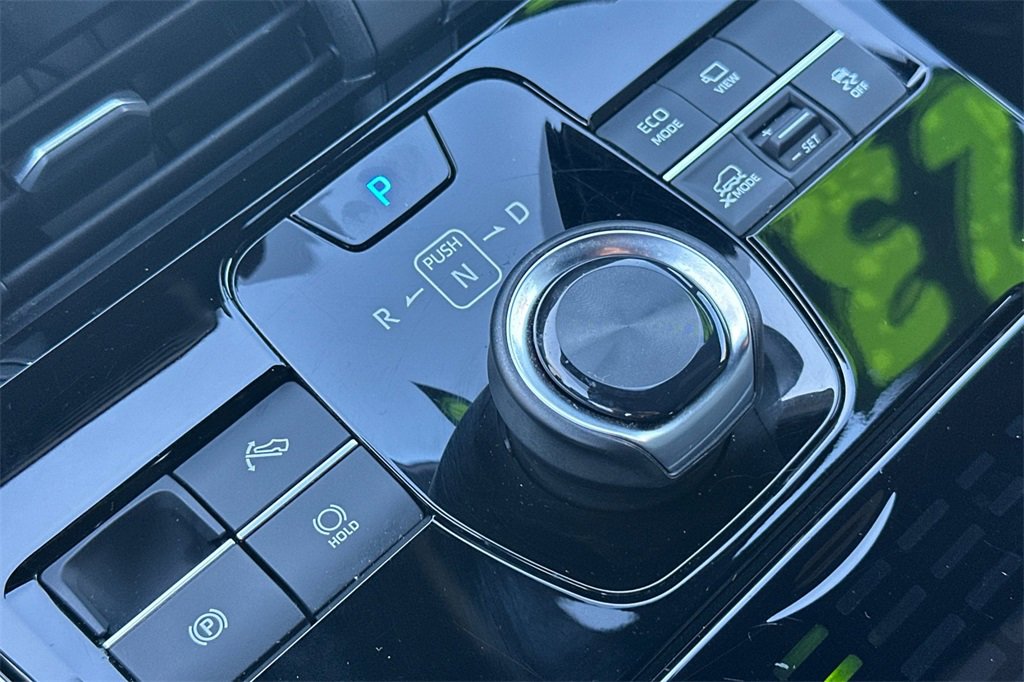 Used 2023 Toyota bZ4X Limited image 24