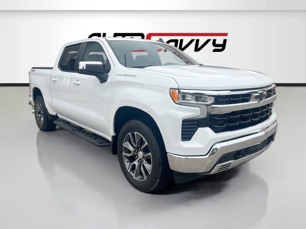 Used 2022 Chevrolet Silverado 1500 LT AWD/4WD image 1