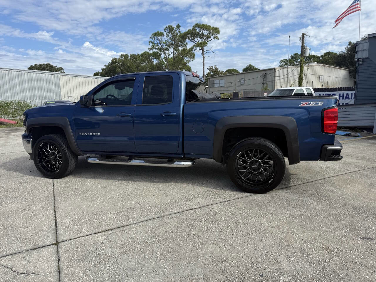 Used 2015 Chevrolet Silverado 1500 LT w/ All Star Edition image 5