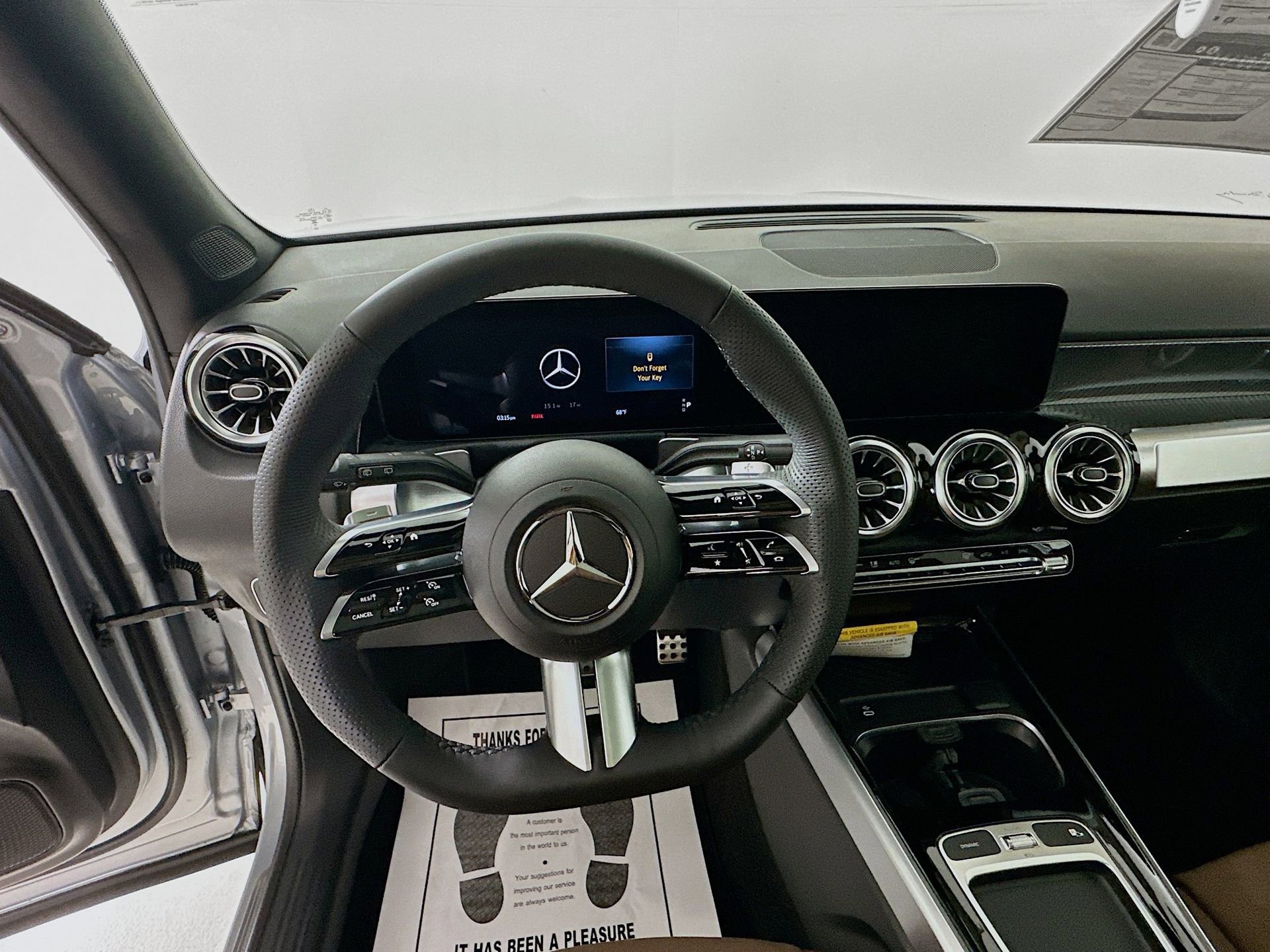 New 2026 Mercedes-Benz GLB 250 image 12