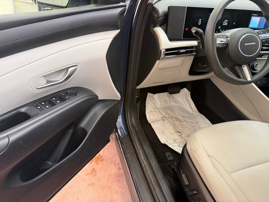 Used 2025 Hyundai Tucson SEL image 11