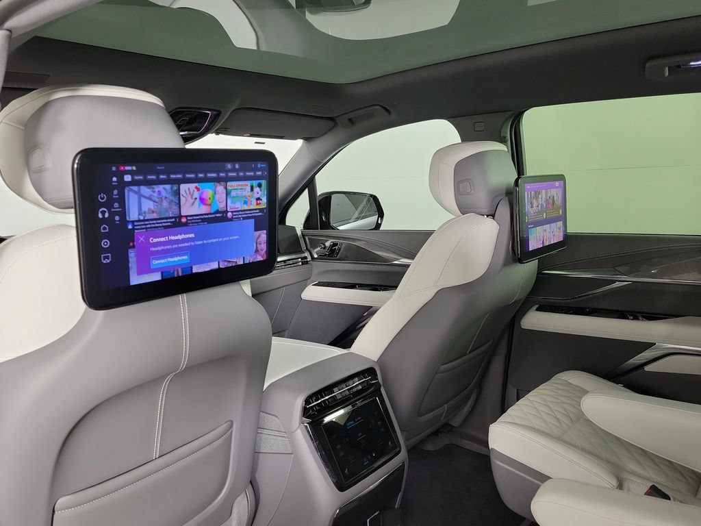 New 2026 Cadillac Escalade IQ Sport 1 w/ LPO, Floor Liner Package AWD/4WD image 13