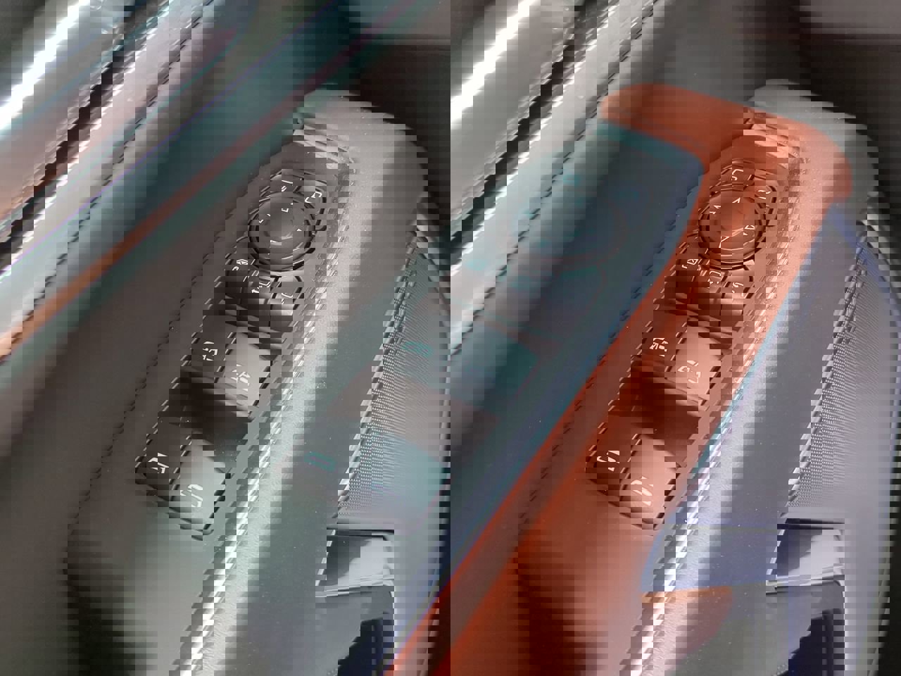 Certified 2024 GMC Sierra 2500 Denali Ultimate image 24