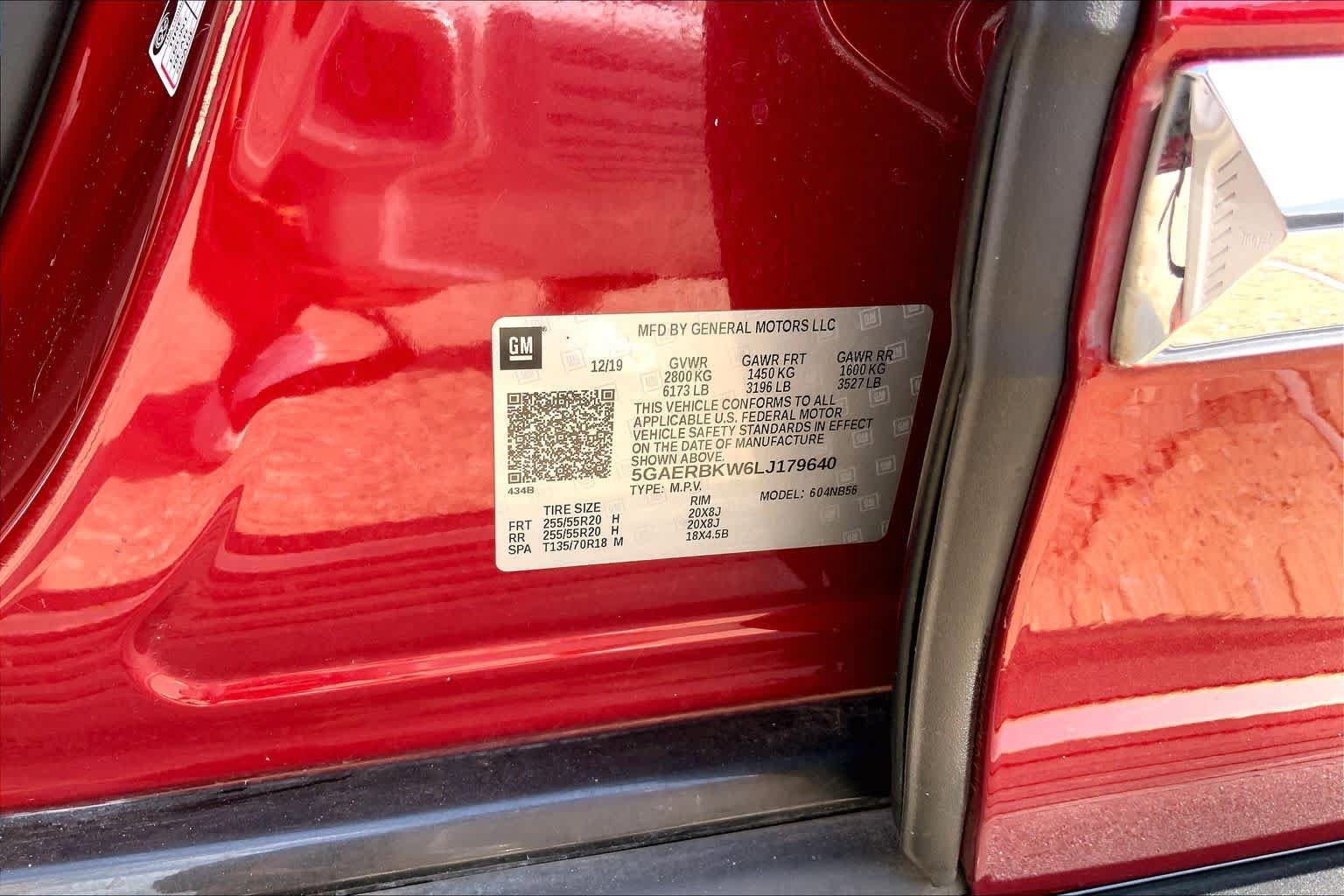 Used 2020 Buick Enclave Essence w/ LPO, Touring Package FWD image 31