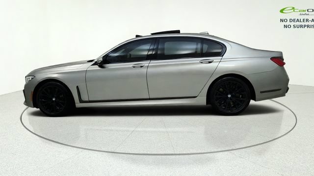 Used 2022 BMW 750i xDrive w/ M Sport Package AWD/4WD image 4