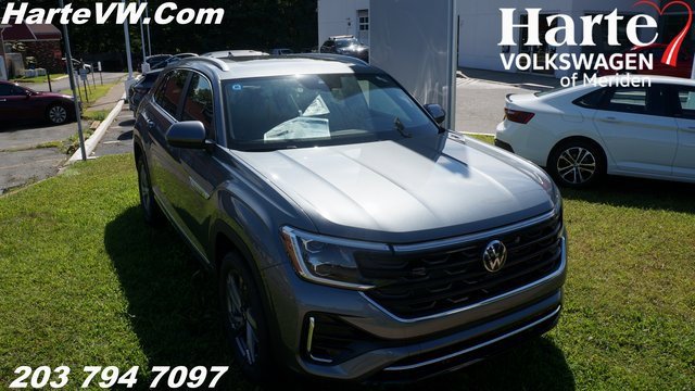 New 2024 Volkswagen Atlas Cross Sport SEL R-Line