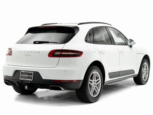 Used 2017 Porsche Macan image 36