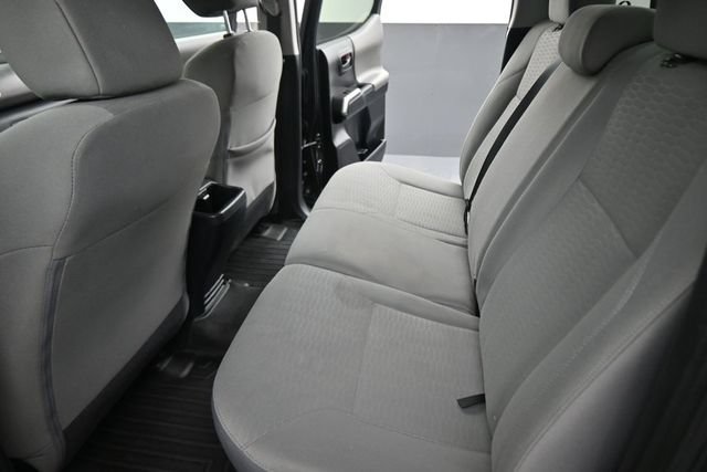 Used 2018 Toyota Tacoma SR5 RWD image 19