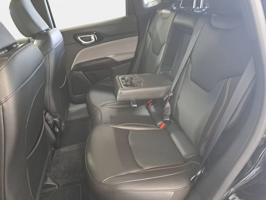 Certified 2023 Jeep Compass Limited AWD/4WD image 14