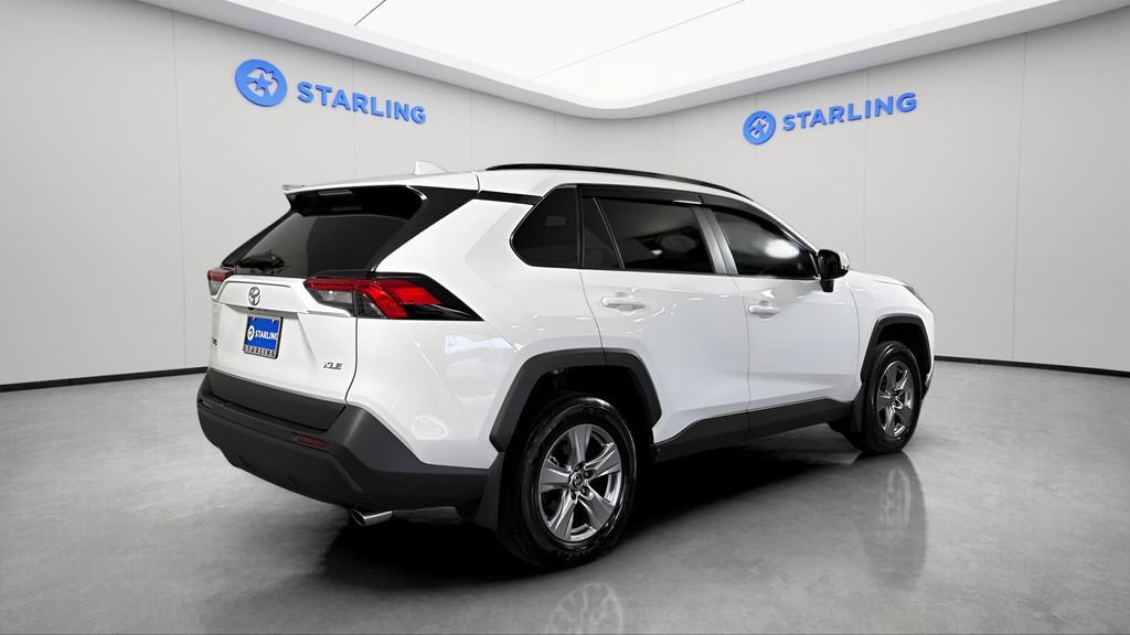 Used 2025 Toyota RAV4 XLE w/ Convenience Package FWD image 9