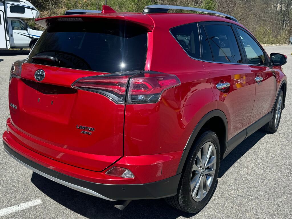 Used 2016 Toyota RAV4 Limited image 7