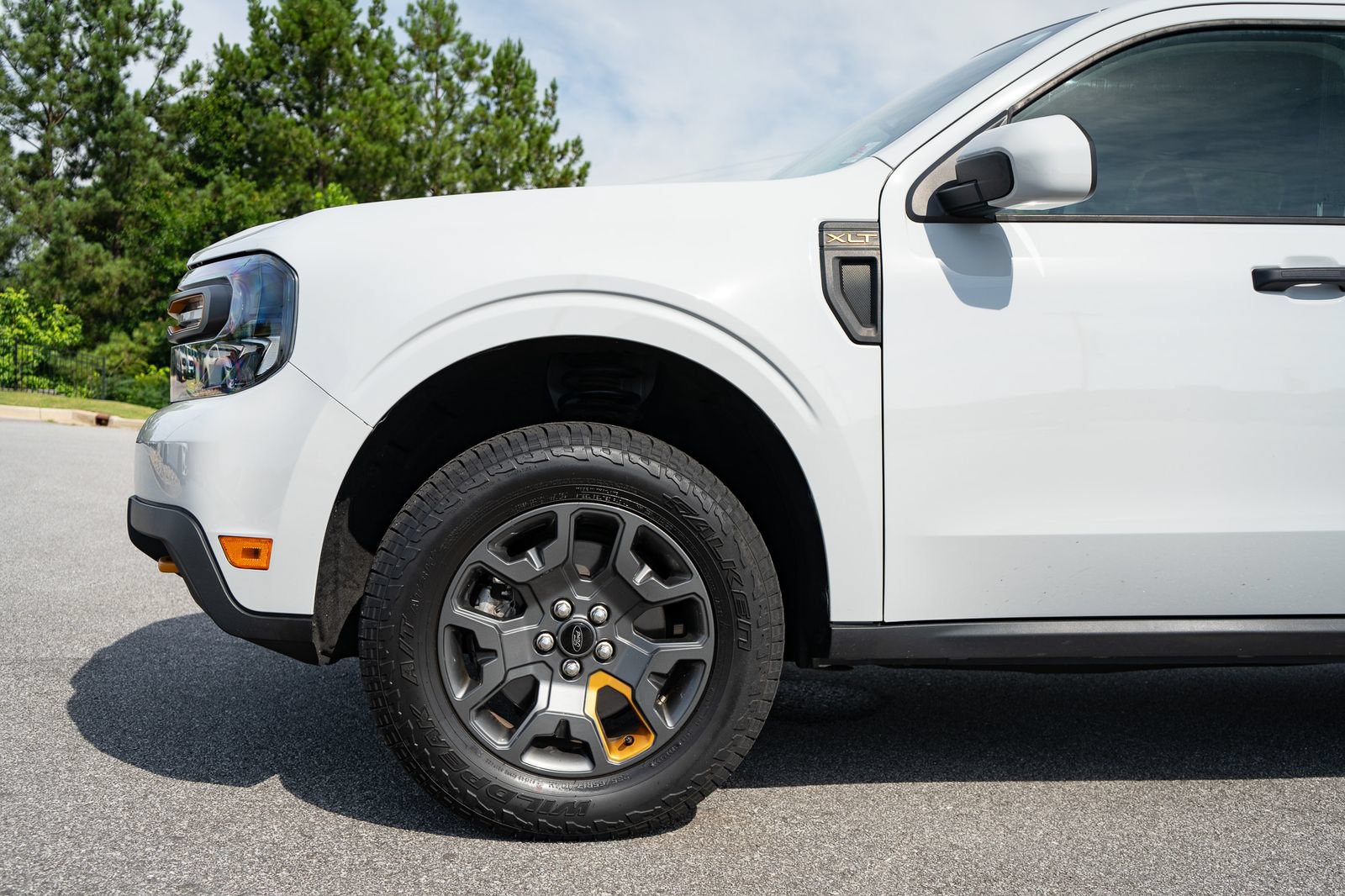 Used 2023 Ford Maverick Tremor w/ Tremor Off-Road Package AWD/4WD image 4