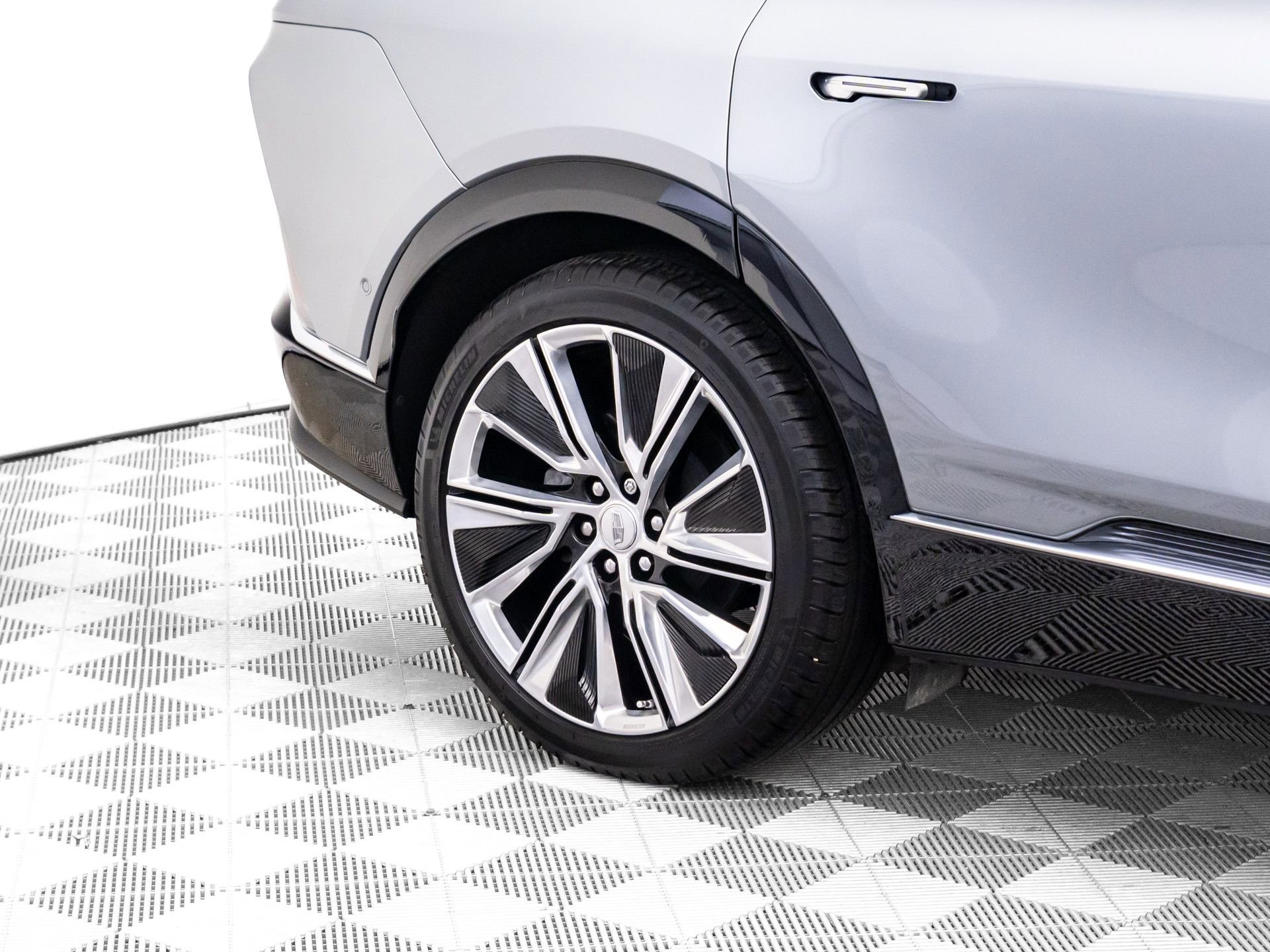 Certified 2024 Cadillac Lyriq Luxury w/ LPO, Floor Liner Package image 41