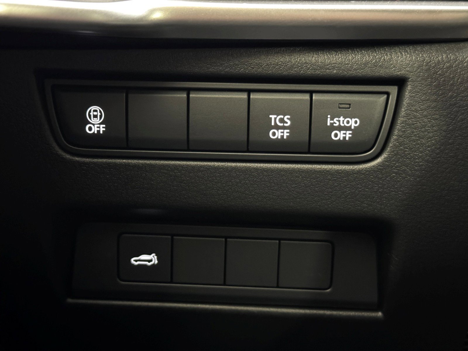 Used 2024 MAZDA CX-90 3.3 Turbo w/ Preferred Package image 17