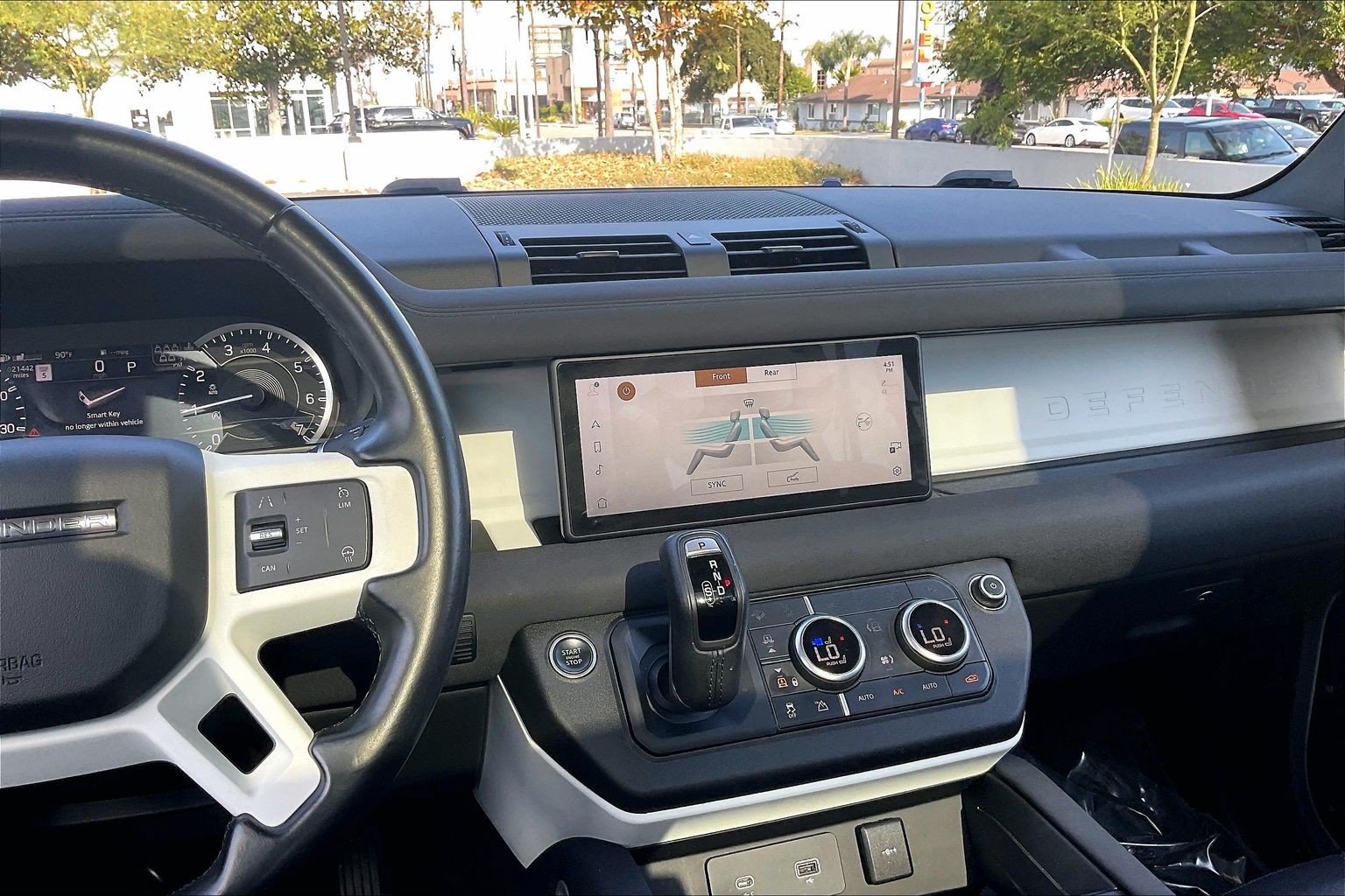 Used 2023 Land Rover Defender 110 SE AWD/4WD image 6