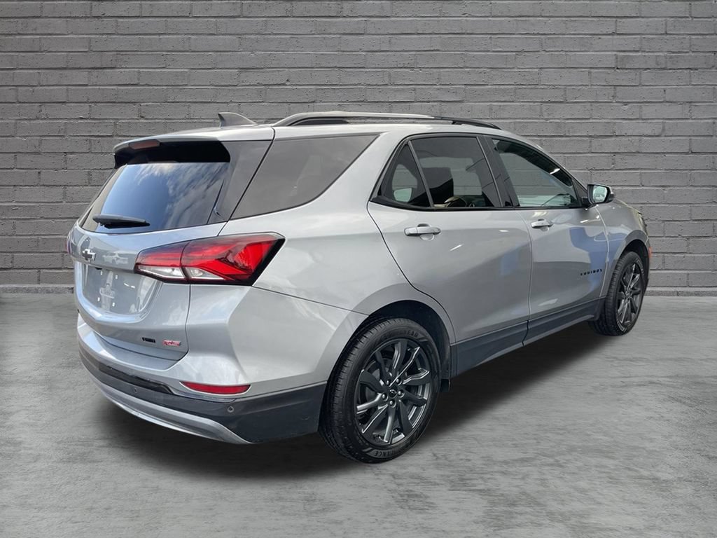 Used 2024 Chevrolet Equinox RS w/ RS Leather Package AWD/4WD image 18