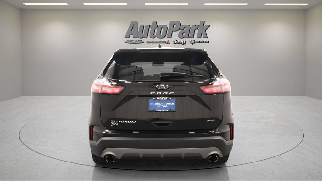 Used 2022 Ford Edge Titanium AWD/4WD image 7