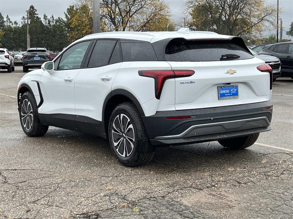 New 2026 Chevrolet Blazer EV LT image 4