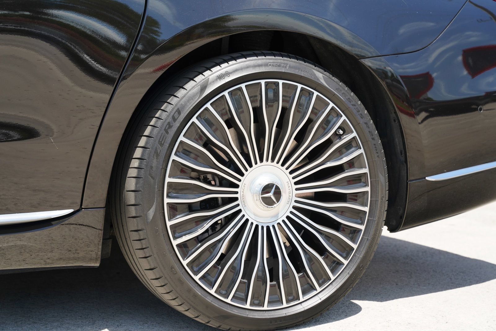 Used 2024 Mercedes-Benz Maybach S 680 4MATIC image 11