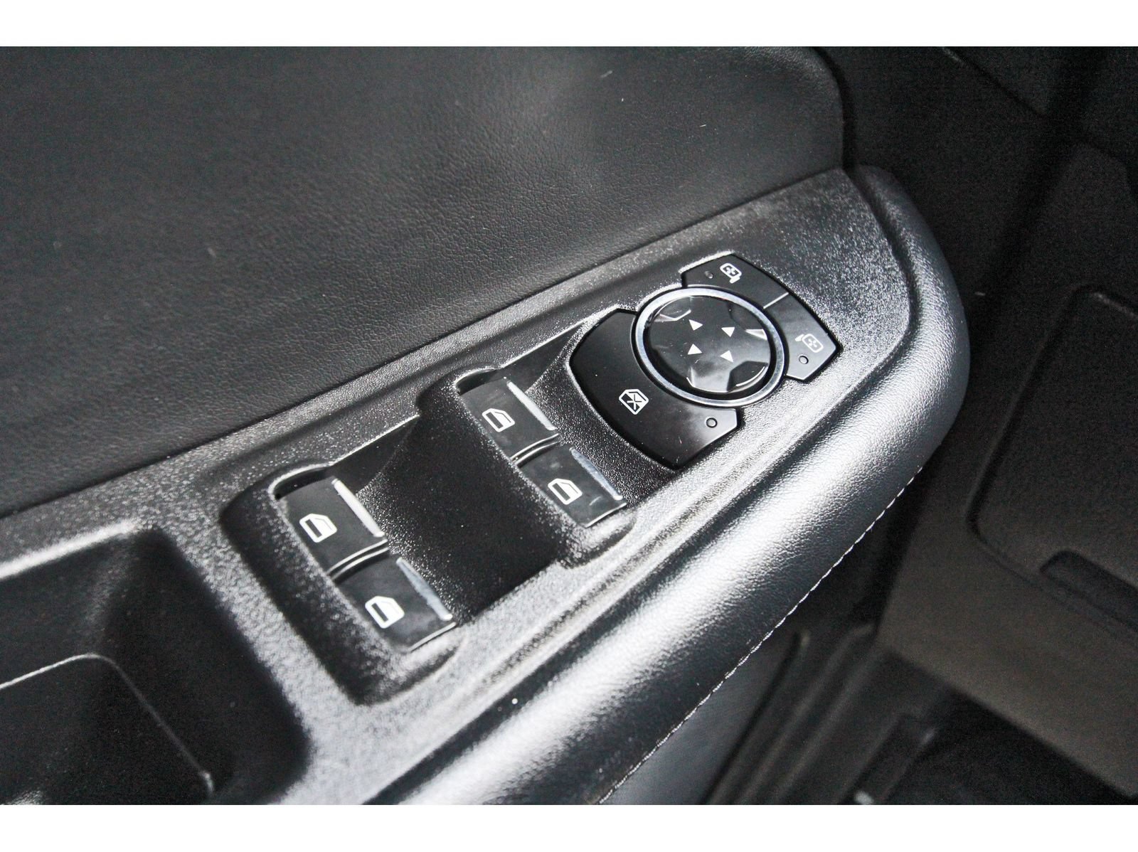 Used 2024 Ford Edge SEL AWD/4WD image 20
