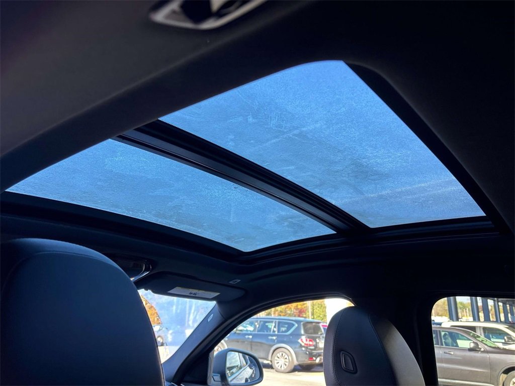 Used 2025 BMW X4 xDrive30i image 15