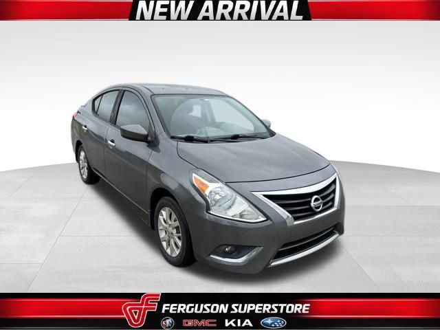 Used 2018 Nissan Versa SV w/ SV Special Edition FWD image 1