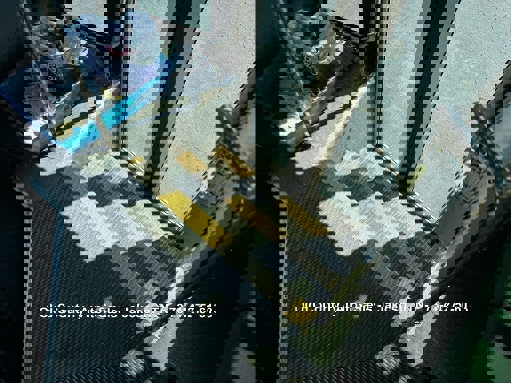 Used 2012 Ford F550 2WD Regular Cab Super Duty w/ Payload Upgrade Pkg image 61