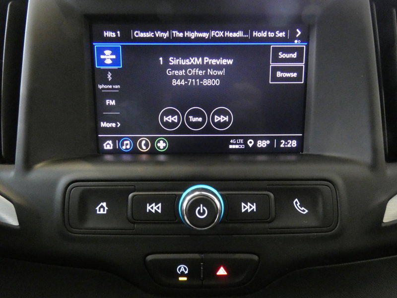 Used 2024 GMC Terrain SLE image 12