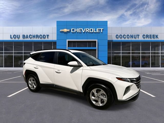 Used 2024 Hyundai Tucson SEL FWD image 2