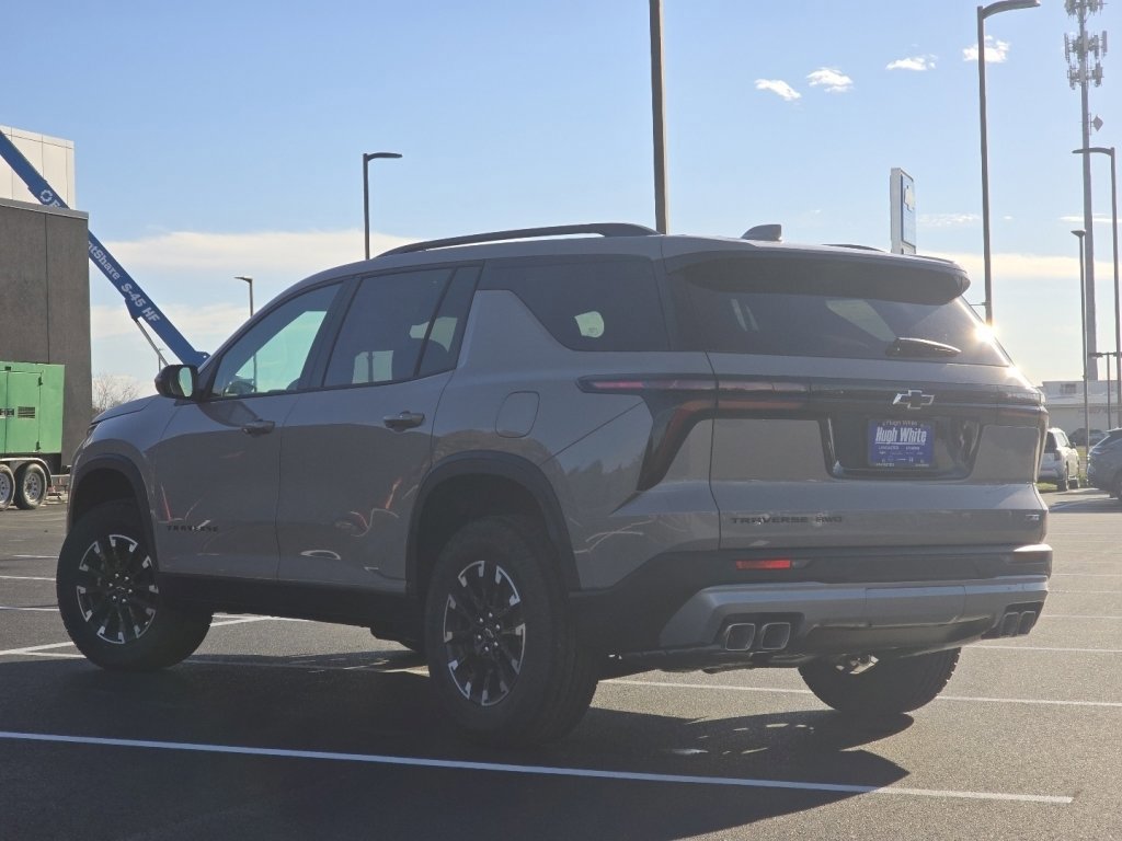 New 2026 Chevrolet Traverse Z71 w/ LPO, Floor Liner Package image 9