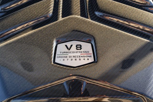 Used 2025 Lamborghini Urus SE AWD/4WD image 21