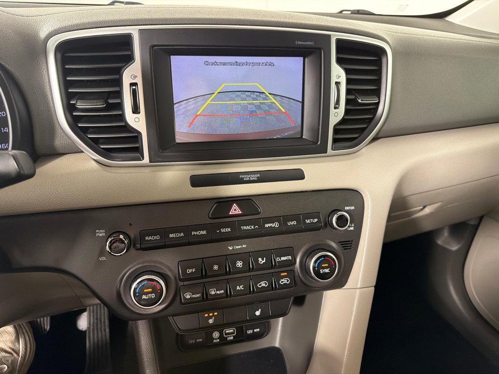 Used 2018 Kia Sportage LX w/ LX Technology Package FWD image 15