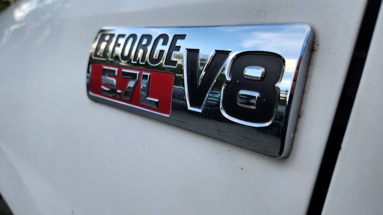 Used 2011 Toyota Tundra 4x4 Double Cab image 39